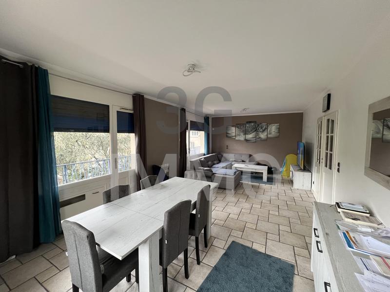 Appartement - 114 m² - 4 pièces