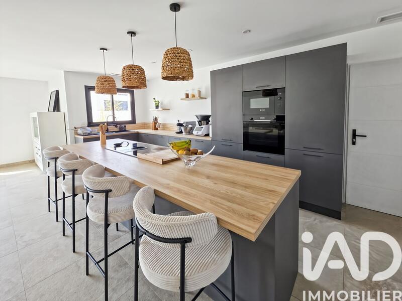 Maison - 120 m² - 4 pièces