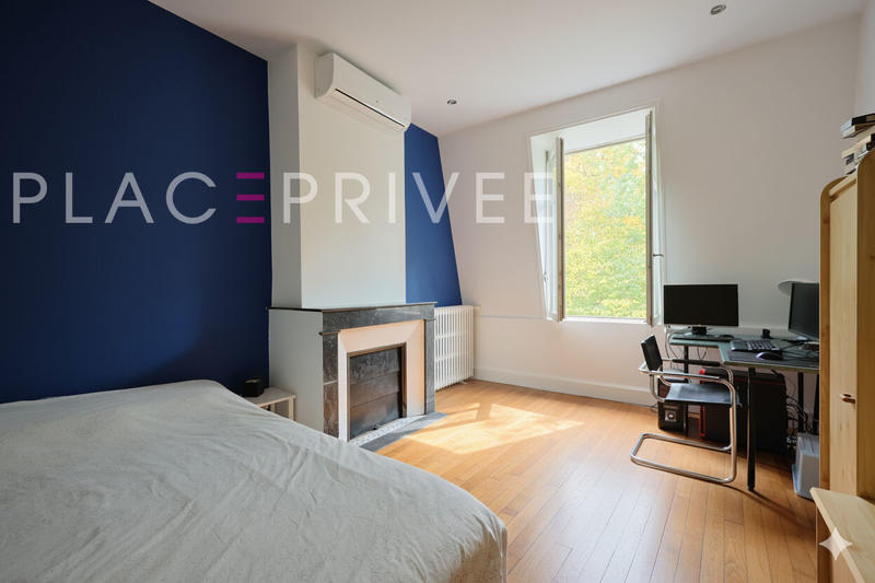 Maison - 224 m² - 13 pièces