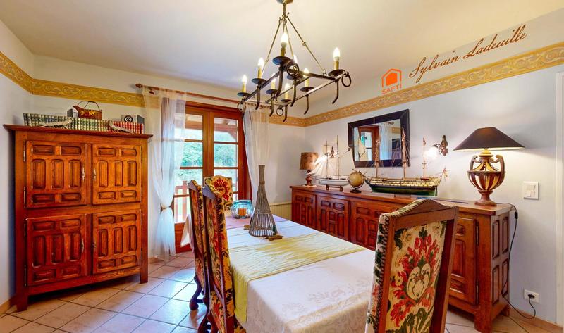 Maison - 142 m² - 5 pièces