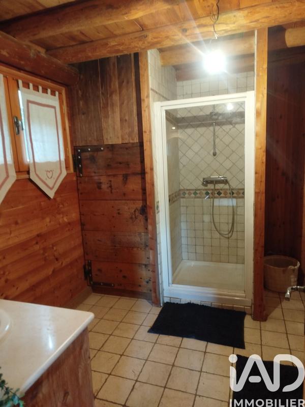 Maison - 224 m² - 5 pièces