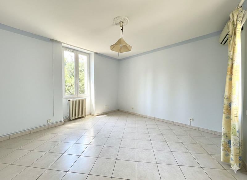 Maison - 178 m² - 7 pièces