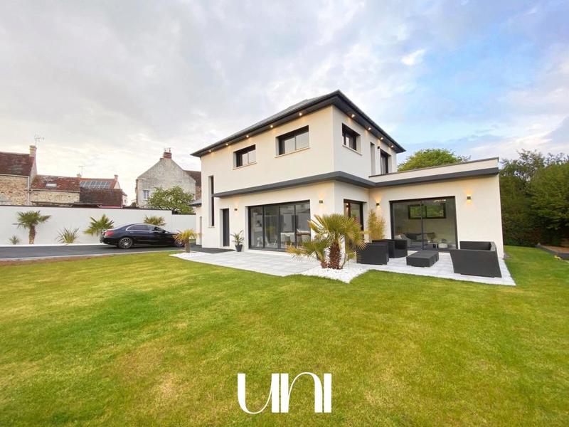 Maison - 141 m² - 5 pièces