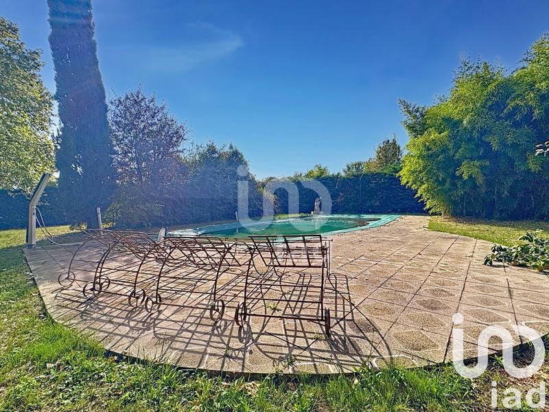 Maison - 300 m² - 9 pièces