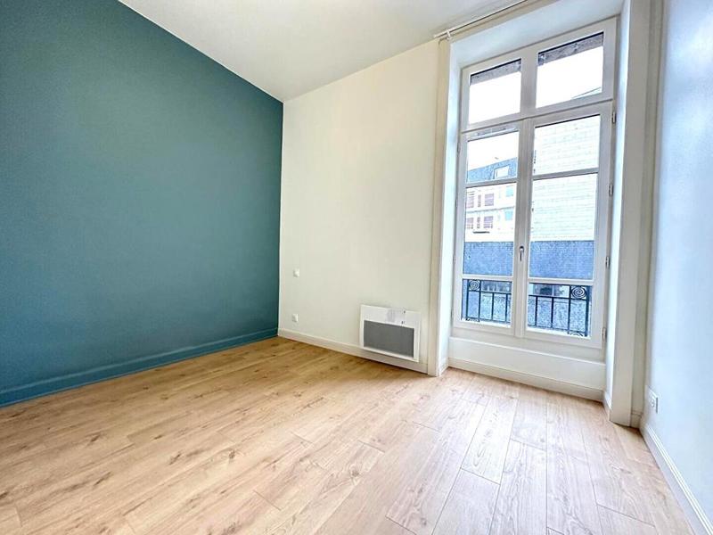 Appartement - 93 m² - 4 pièces