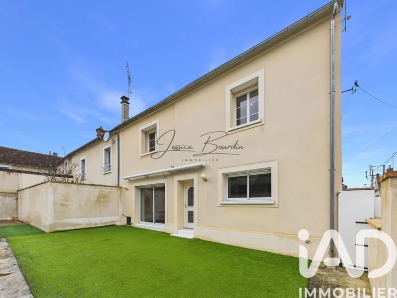 Maison - 130 m² - 6 pièces