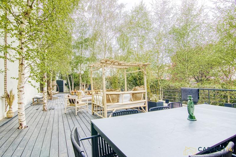 Villa - 650 m² - 10 pièces