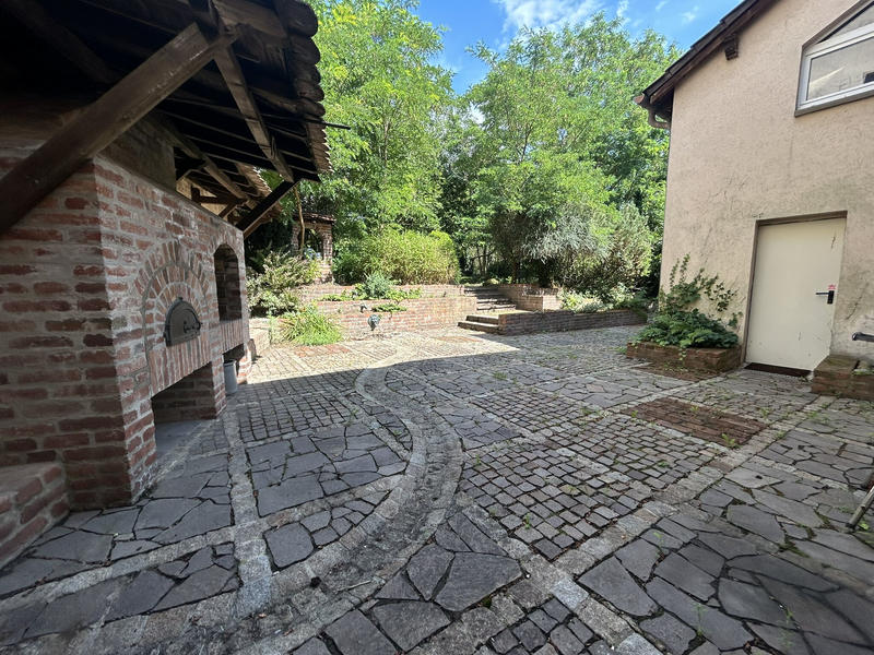 Maison - 227 m² - 6 pièces