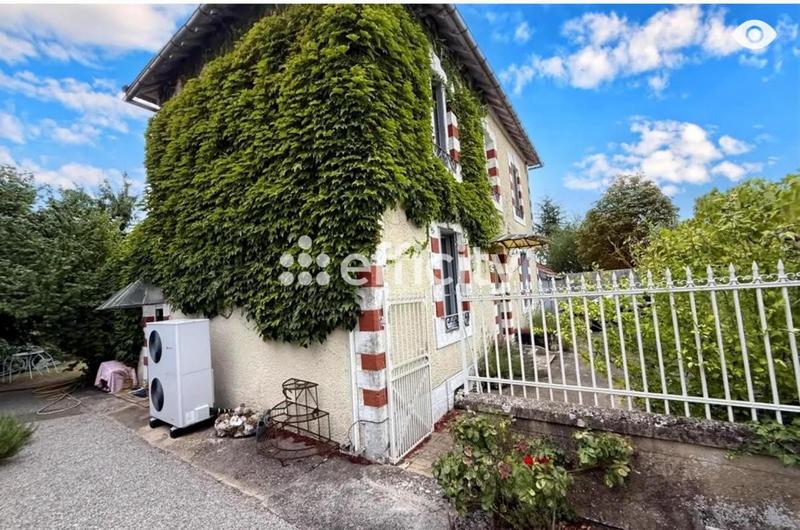 Maison - 100 m² - 5 pièces