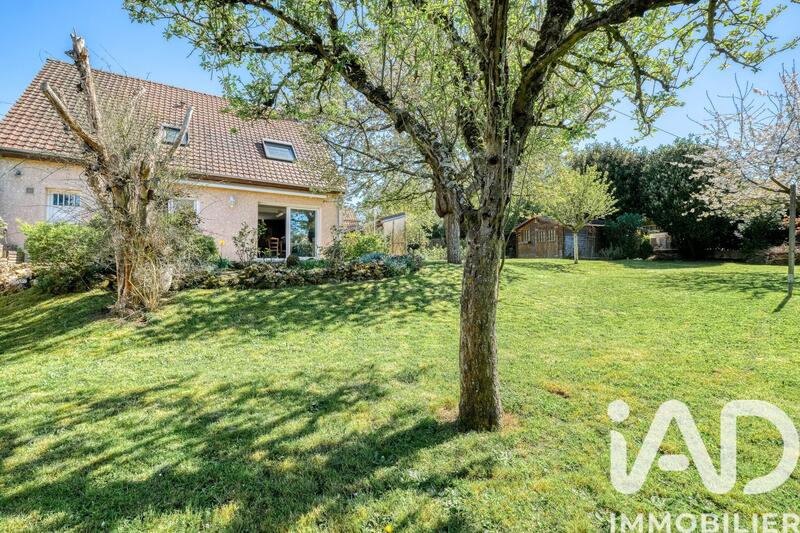 Maison - 112 m² - 6 pièces