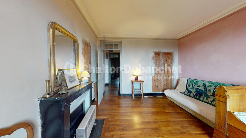 Maison - 466 m² - 17 pièces