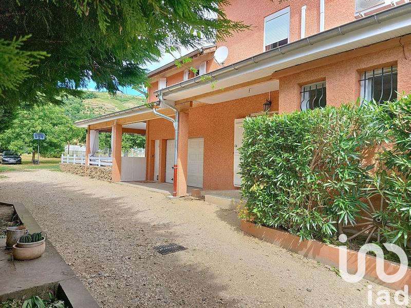 Maison - 143 m² - 5 pièces
