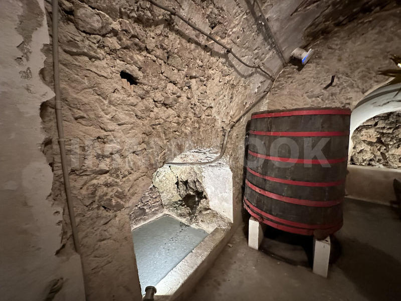 Maison - 285 m² - 14 pièces