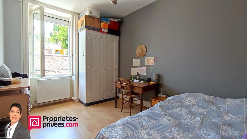 Immeuble - 151 m² - 9 pièces