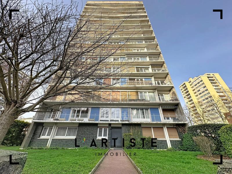 Appartement - 102 m² - 5 pièces