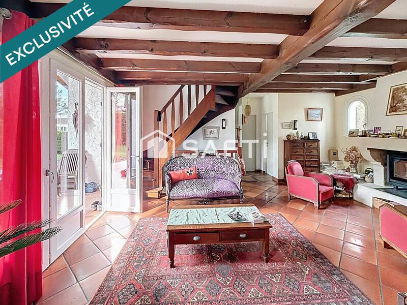 Maison - 142 m² - 7 pièces