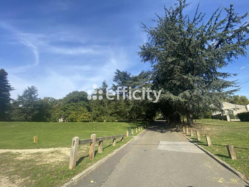 Appartement - 121 m² - 5 pièces