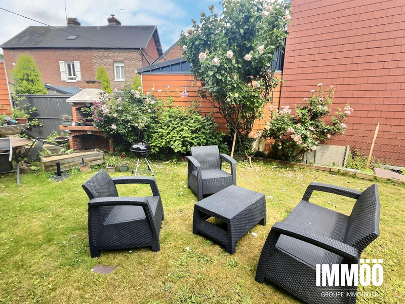 Maison traditionnelle - 143 m² - 6 pièces