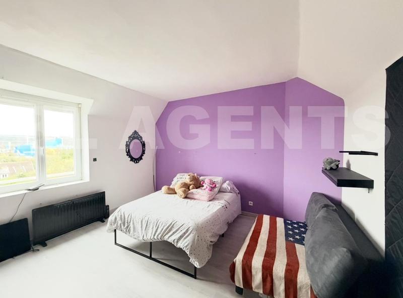 Maison - 101 m² - 5 pièces