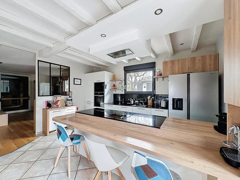 Maison - 145 m² - 5 pièces