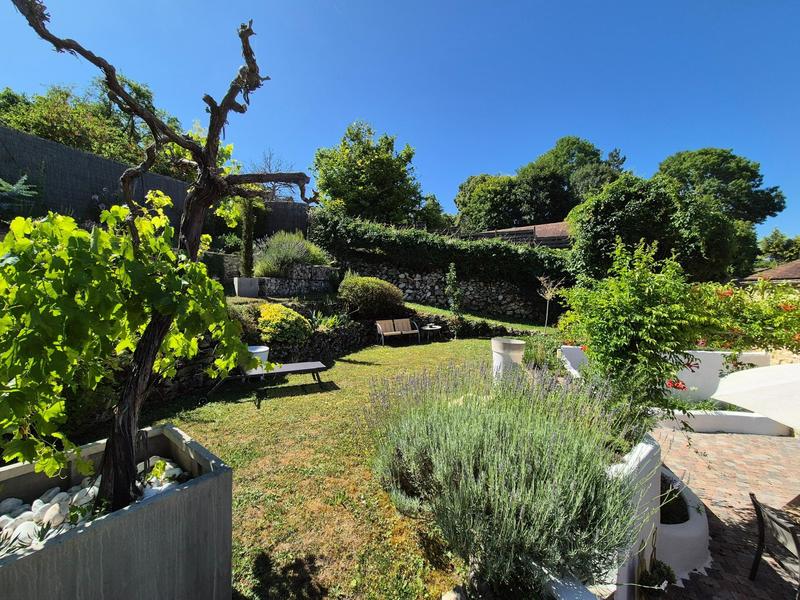 Maison - 175 m² - 7 pièces