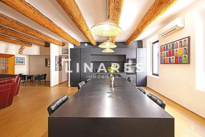 Appartement - 120 m² - 4 pièces