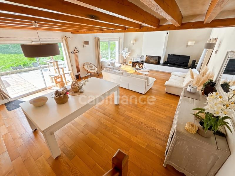Maison de campagne - 195 m² - 5 pièces