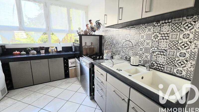 Appartement - 85 m² - 4 pièces