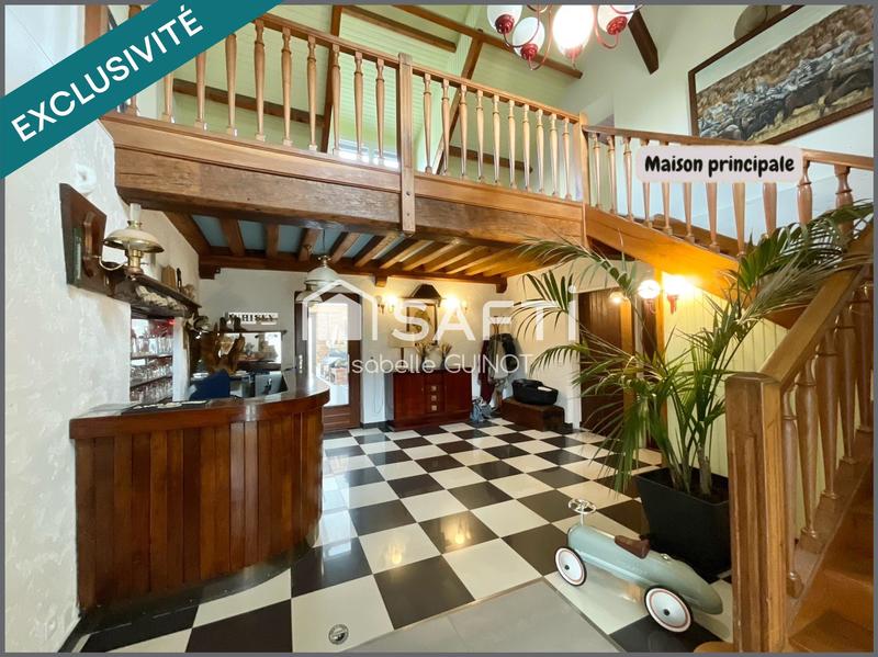 Propriété - 360 m² - 12 pièces