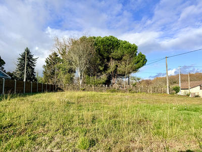Terrain - 1 044 m²