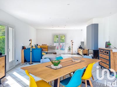 Maison - 190 m² - 5 pièces