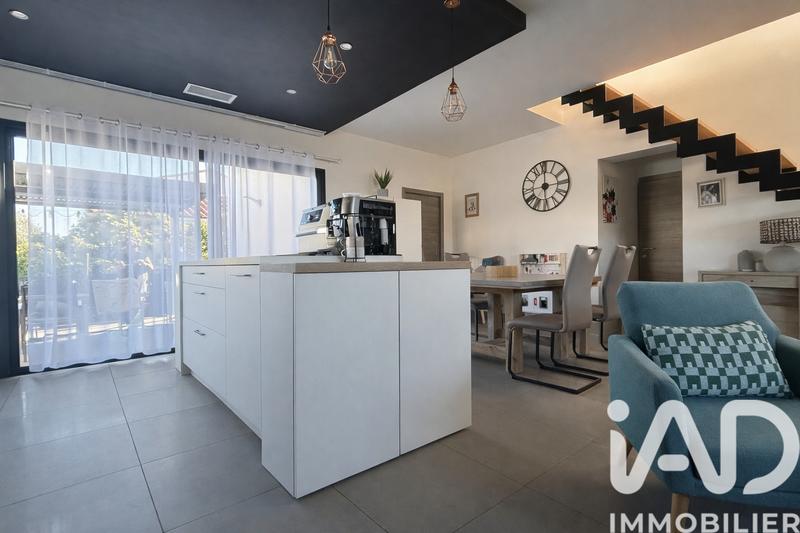 Maison - 115 m² - 4 pièces