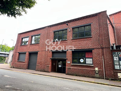 Immeuble - 70 m² - 11 pièces