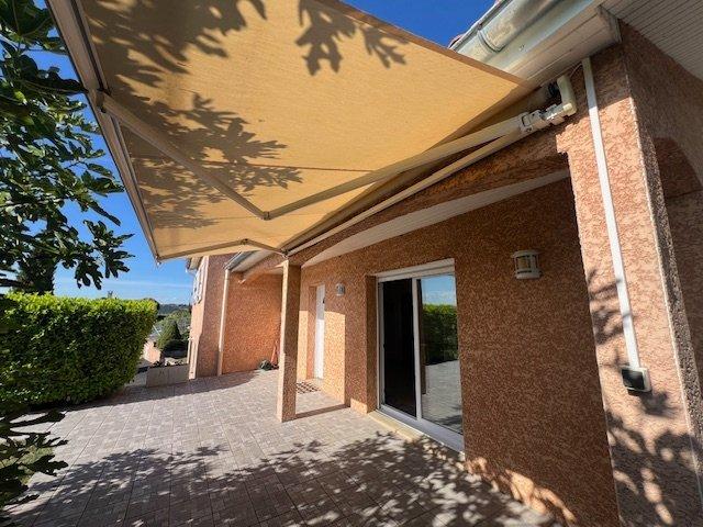 Maison - 92 m² - 5 pièces