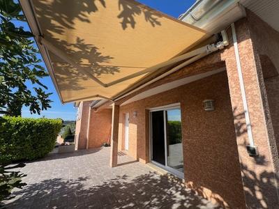 Maison - 92 m² - 5 pièces