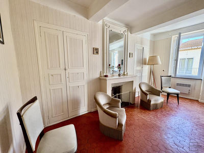 Maison ancienne - 262 m² - 8 pièces