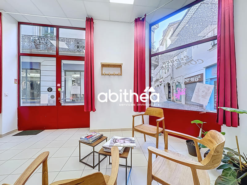 Fonds de commerce - Magasins - 45 m²