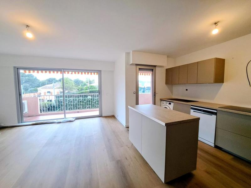 Appartement - 75 m² - 4 pièces