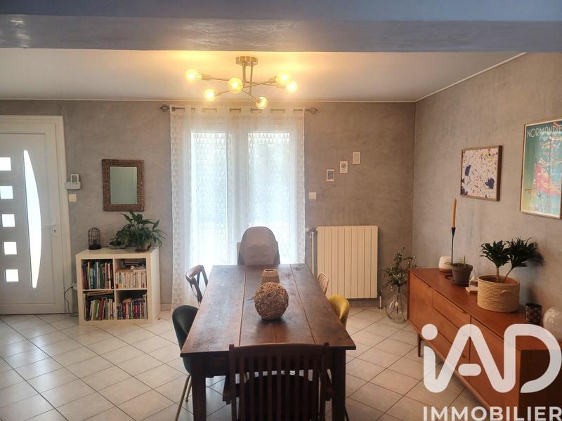 Maison - 186 m² - 7 pièces