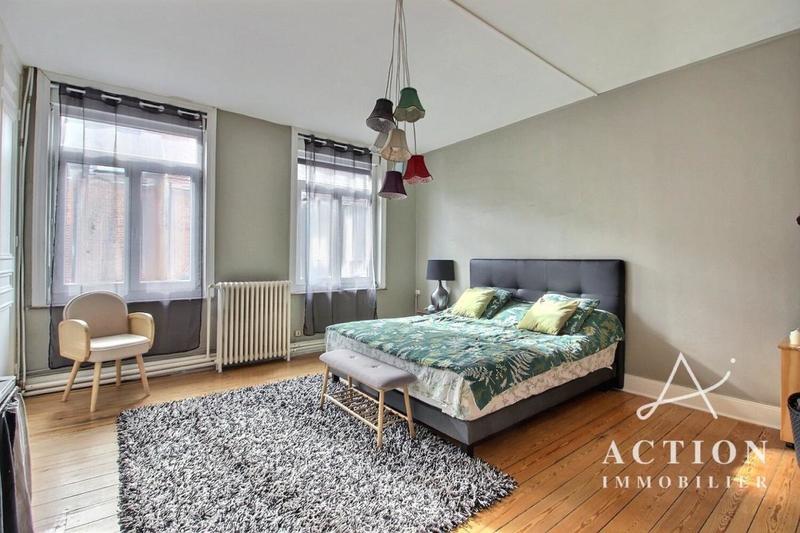 Demeure - 375 m² - 11 pièces