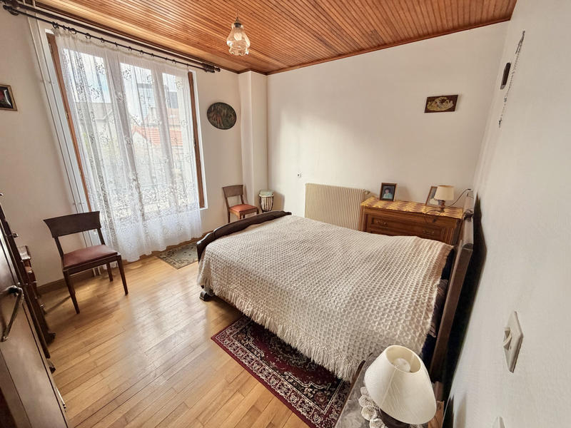 Maison - 92 m² - 5 pièces