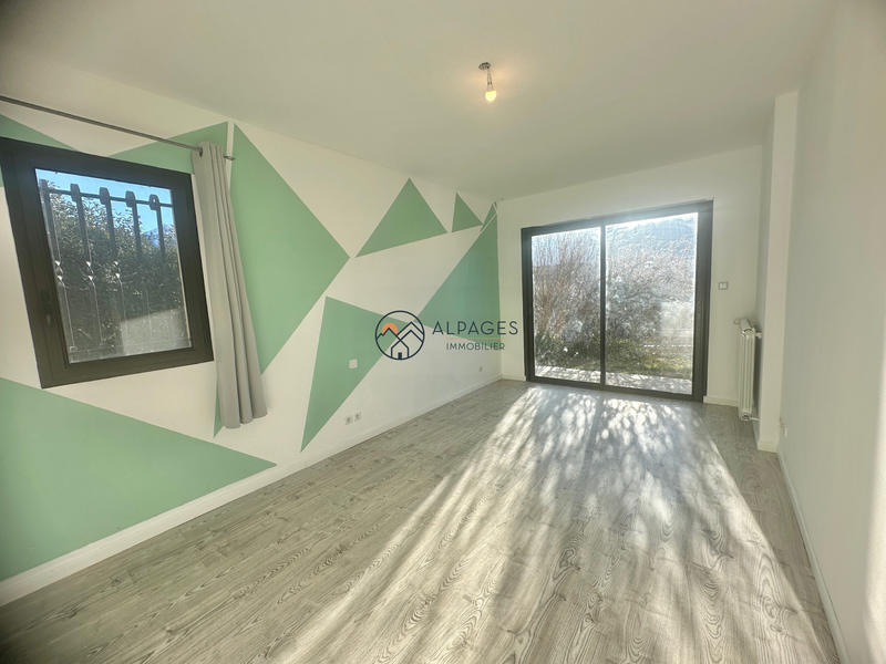 Châlet - 225 m² - 9 pièces