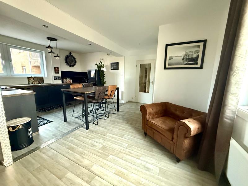 Appartement - 83 m² - 4 pièces