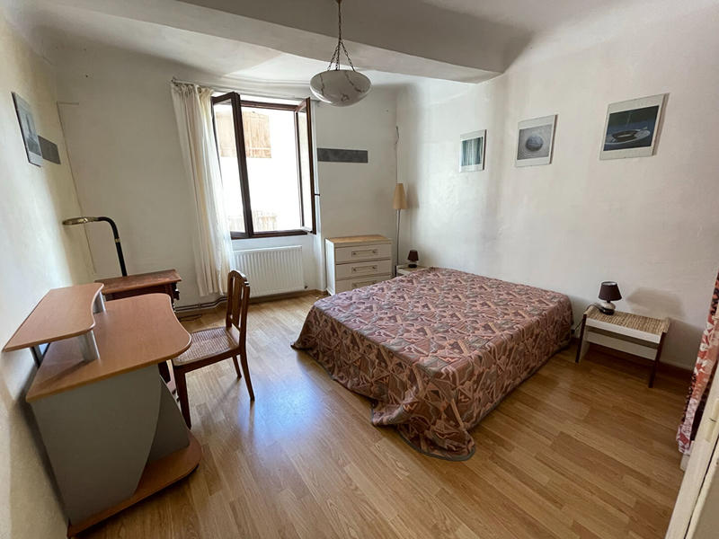 Maison - 200 m² - 7 pièces