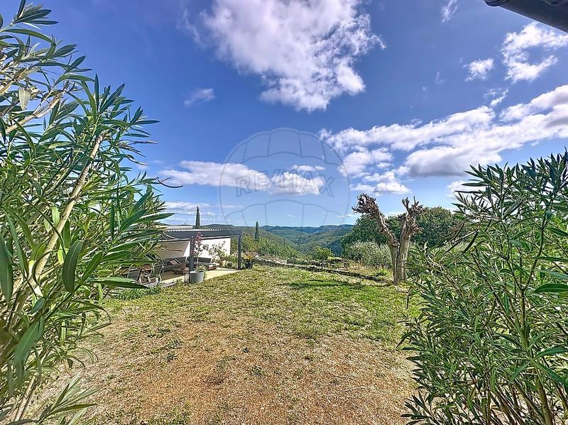 Maison - 142 m² - 7 pièces