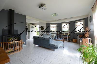 Maison - 121 m² - 6 pièces