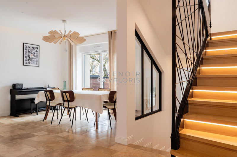 Maison - 157 m² - 5 pièces