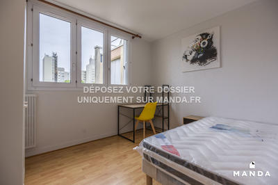 Chambre - 9 m² - 5 pièces