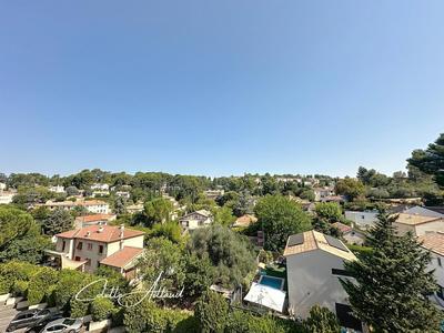 Appartement - 86 m² - 3 pièces