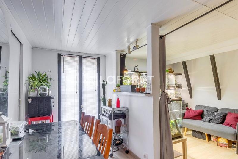 Loft - 185 m² - 5 pièces